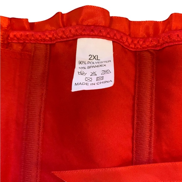 Red Bustier Corset Like New sz 2X - Picture 3 of 4